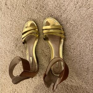 Louise et Cie Gold and Brown Sandals